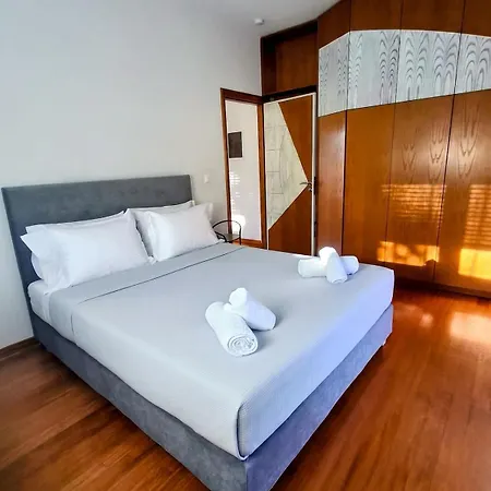 Roisa Villa *